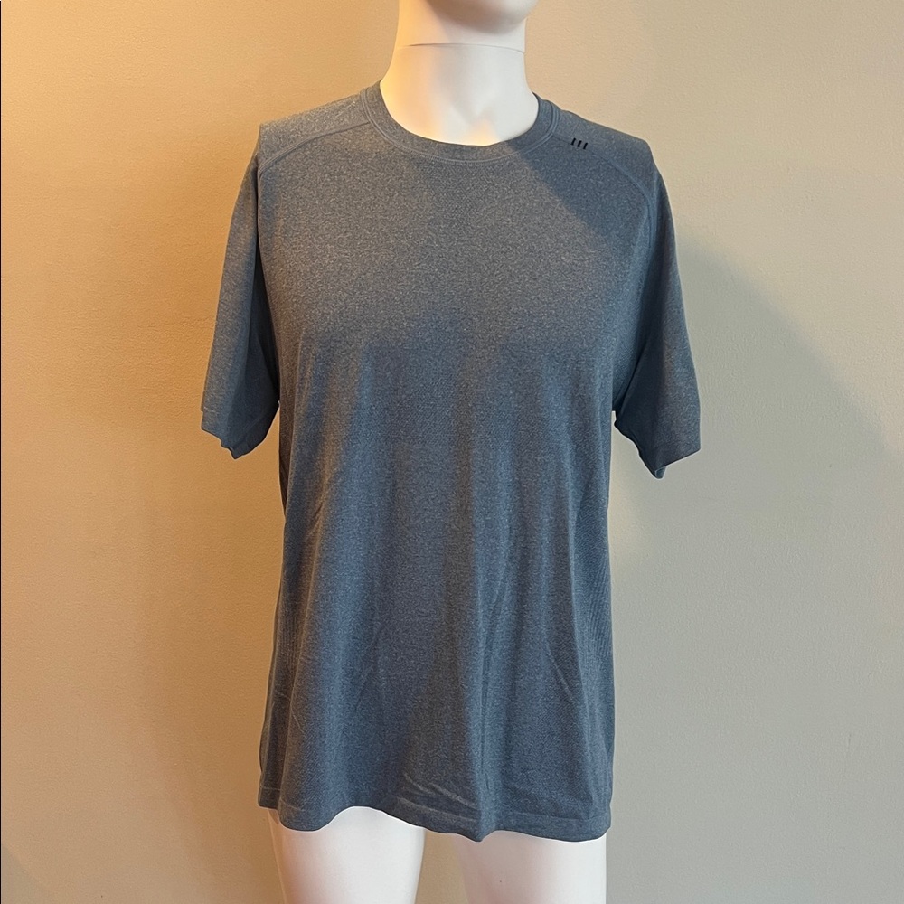 lululemon athletica Charcoal Short Sleeve Tee